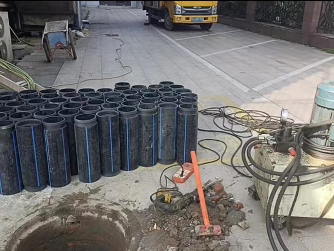 崇州PE置换管厂家 DN315置换管 非开挖管短管置换